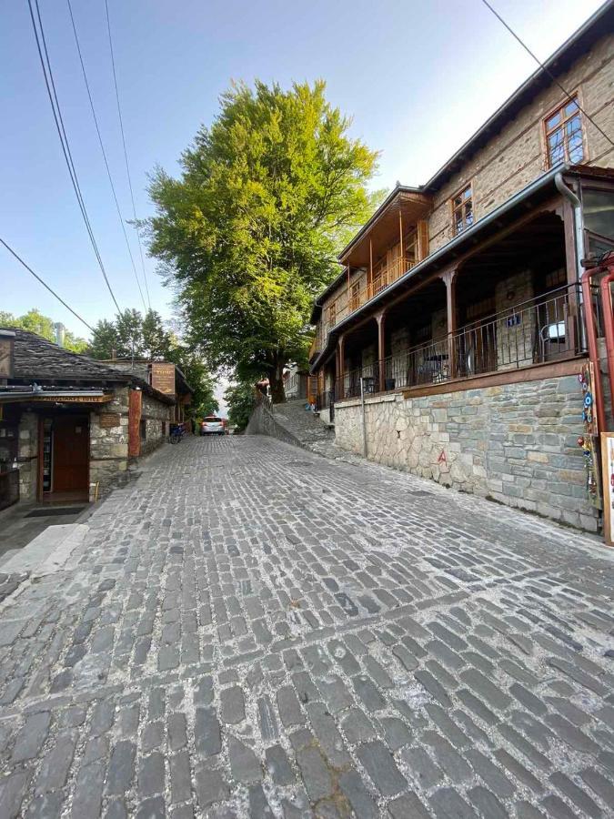 11 Luxury Apartments Мецовон Экстерьер фото